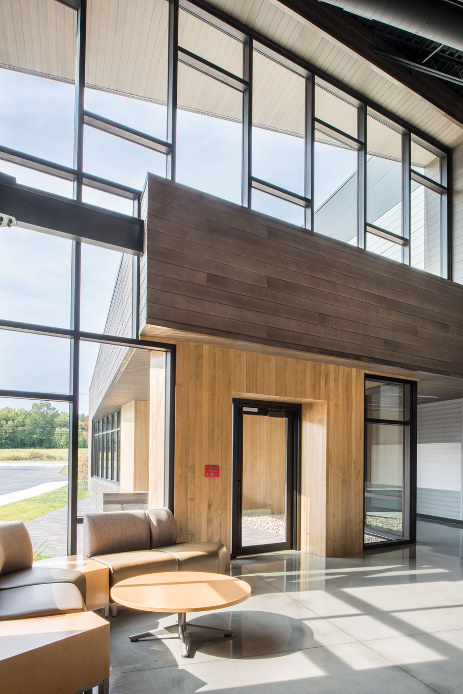 Lobby-Glass-and-Trim