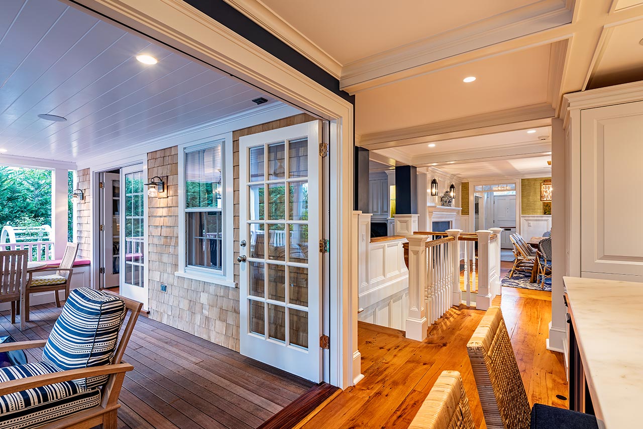 nantucket-saltbox-house-renovation-porch