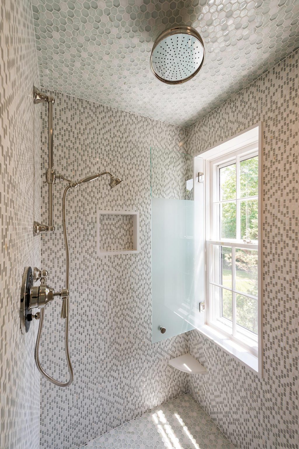 nantucket-saltbox-house-renovation-shower-1025×1536
