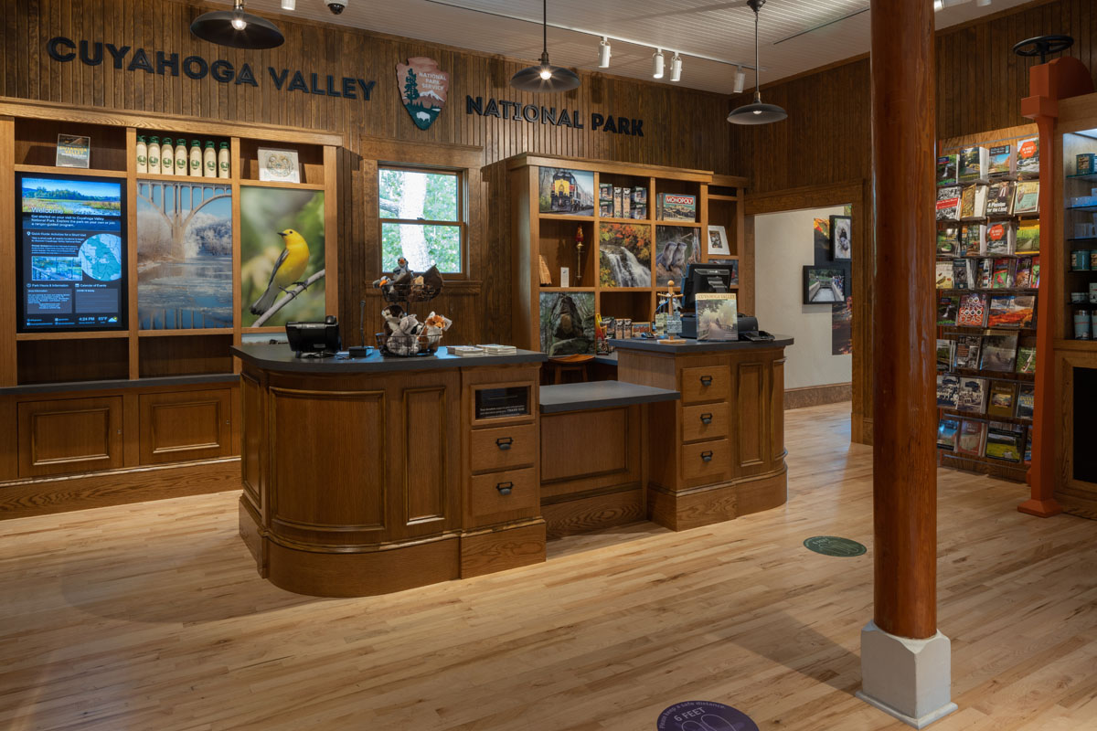 cuyahoga-valley-national-park-visitor-center-44