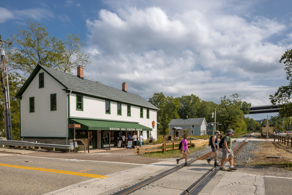 cuyahoga-valley-national-park-visitor-center-35