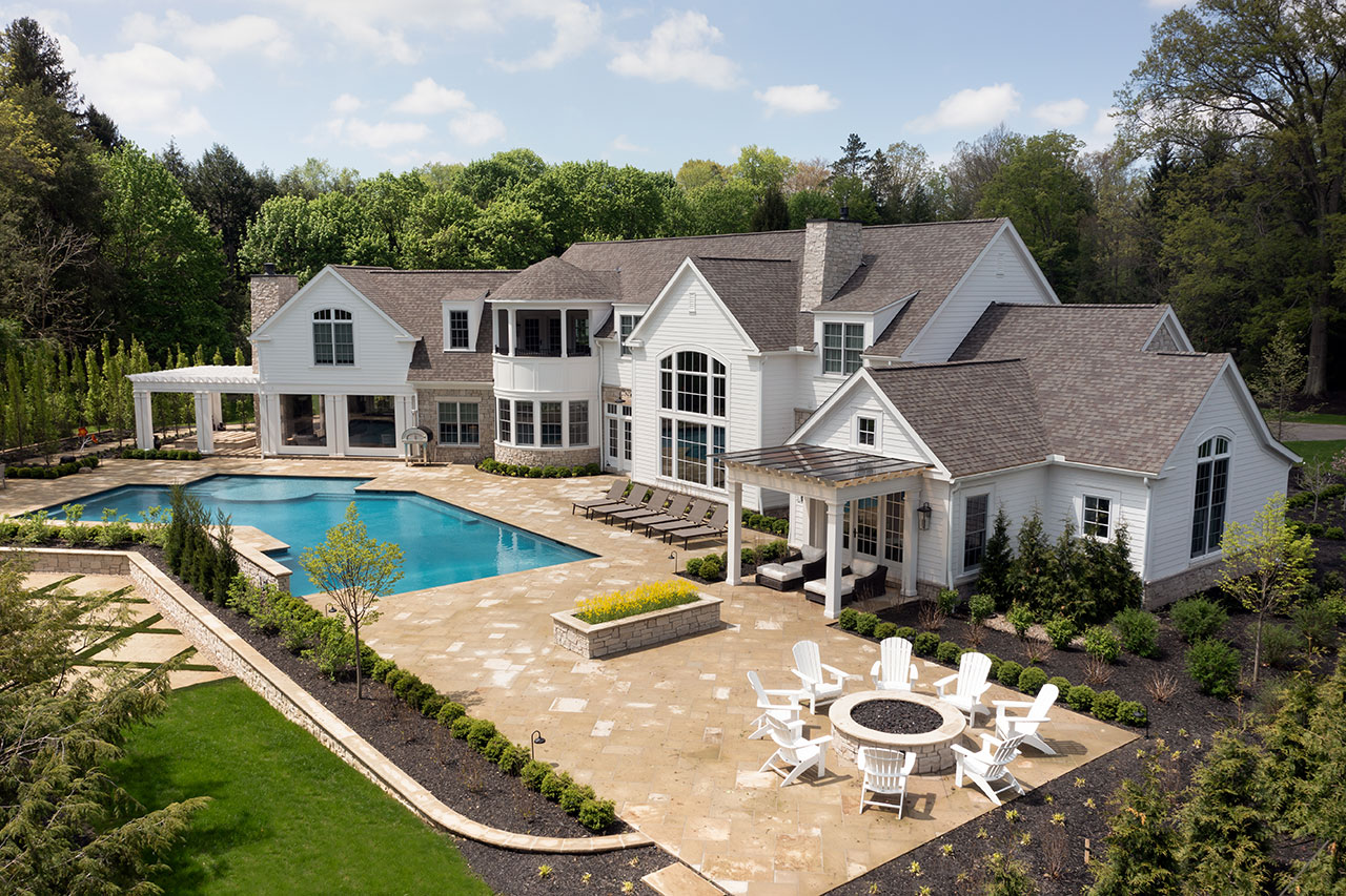 hunting-falley-retreat-exterior-back-1