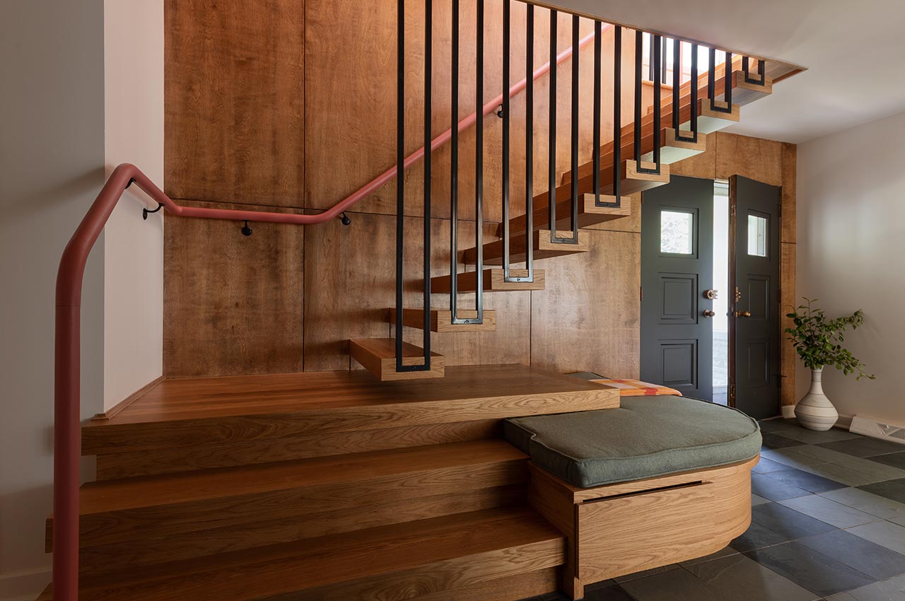 akron-legacy-125514-staircase