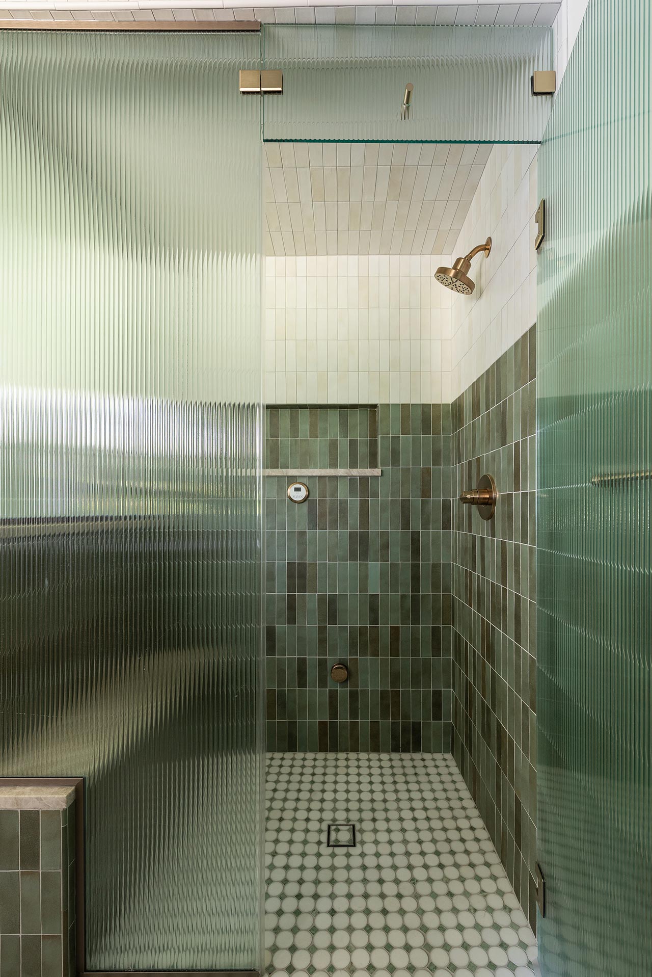 akron-legacy-151452-master-bath-shower-detail